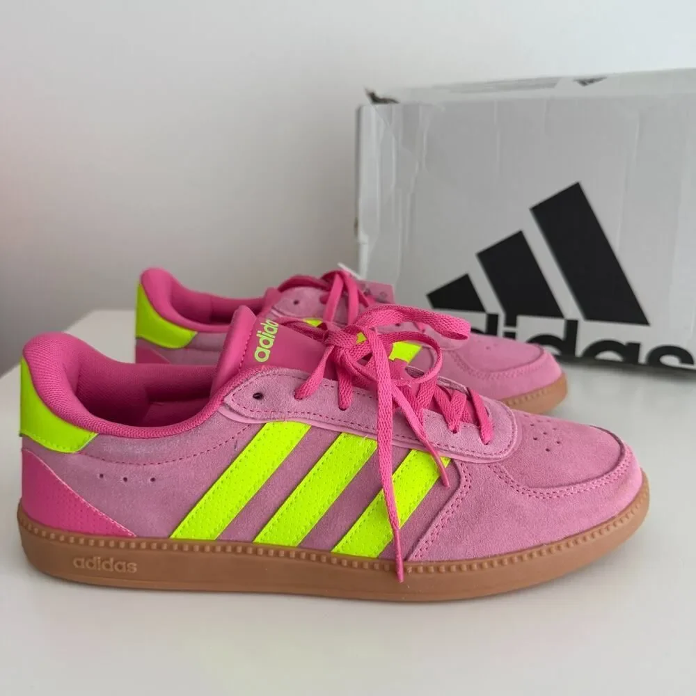 adidas sleek closure tongue